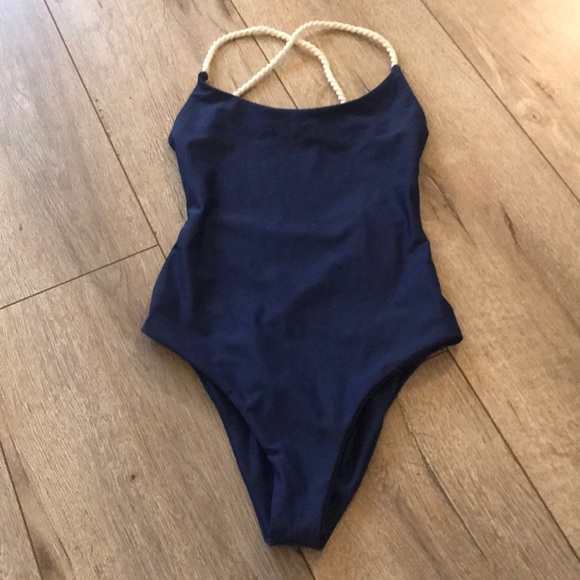 Ayra swim one piece - Picture 3 of 8